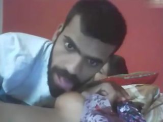 Indisch twee mollig meisjes met gelukkig jongeling webcam - wowmoyback